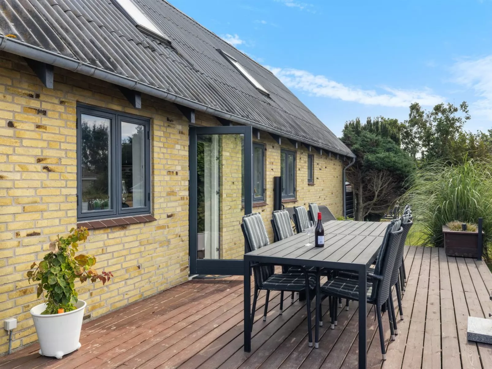 "Ina" - 210m from the sea-Buiten