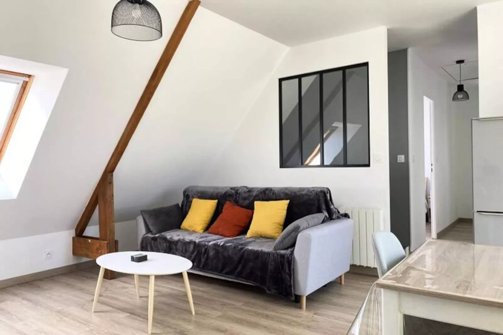 Résidence 303-frehel-Niet-getagd