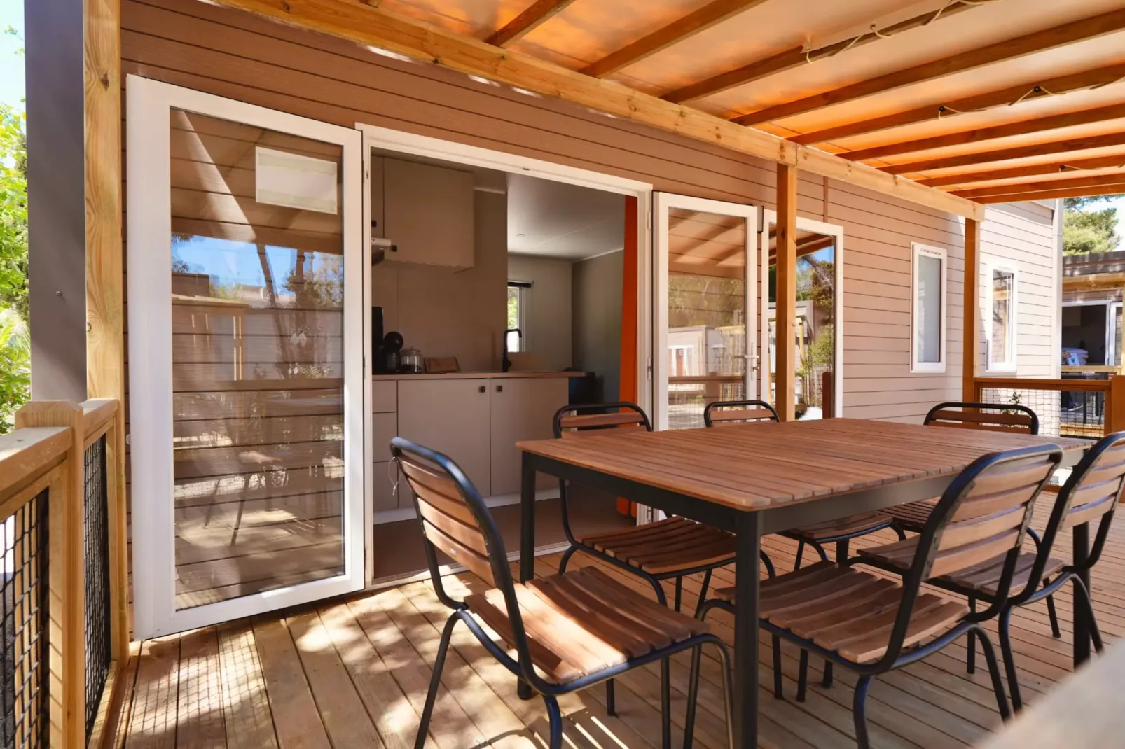 HOLA CAMP SANT SALVADOR-Superior 6-Buitenkant zomer