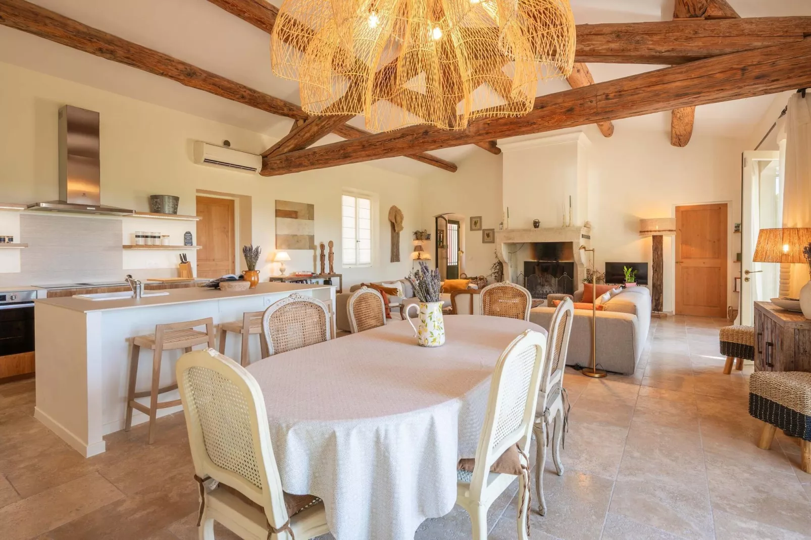 Le Mas Elaïa  votre havre familial avec piscine privée