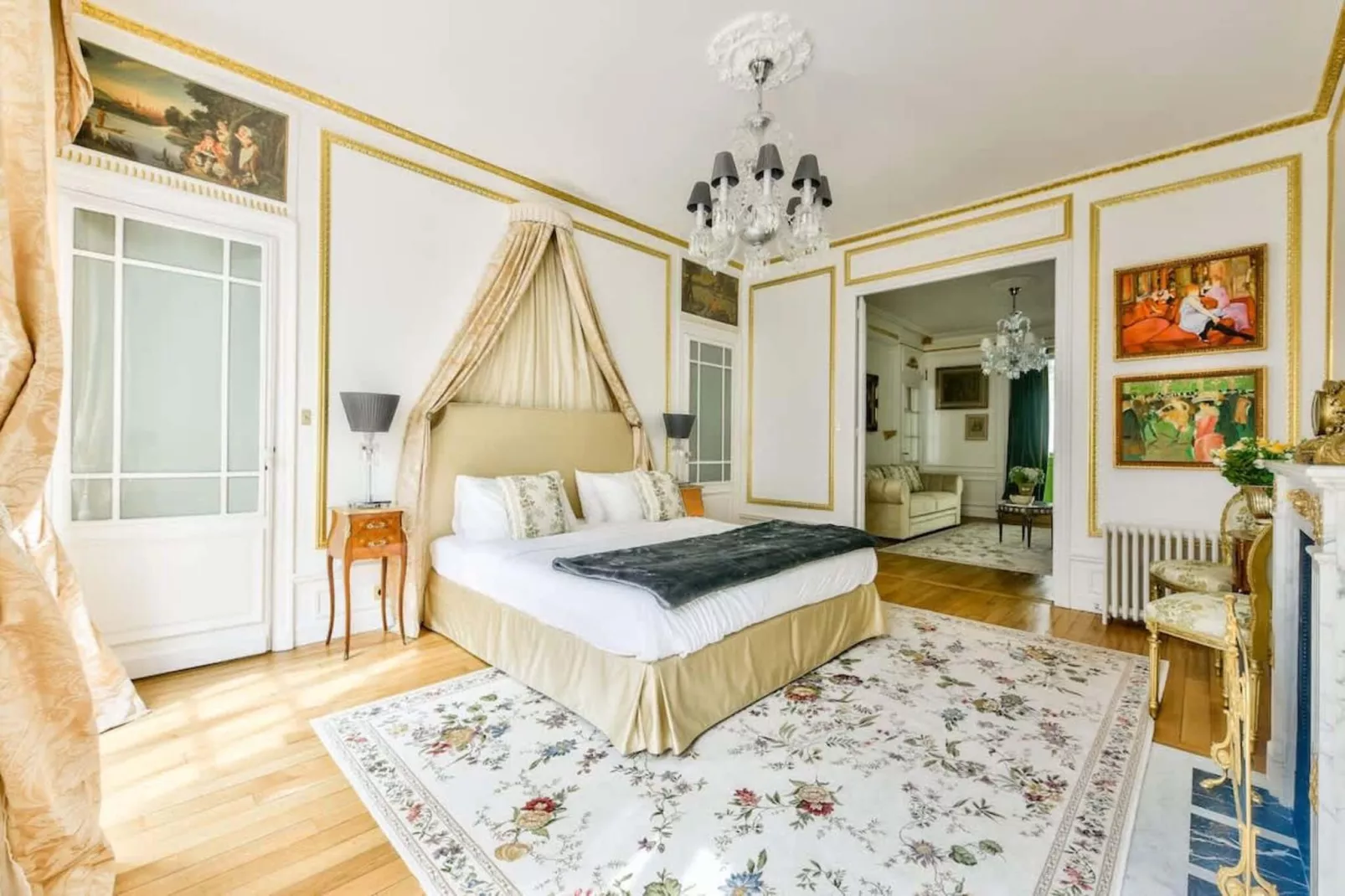 Noble demeure de luxe en plein coeur de Paris