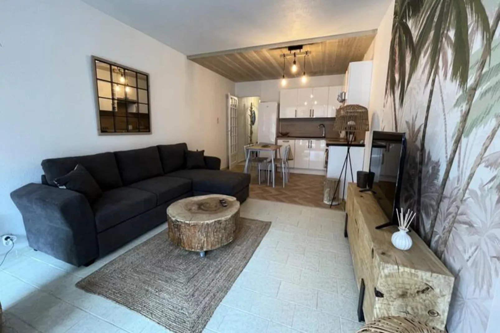 Résidence La M&eacute;diterran&eacute;e Appartement Au Coeur Du Village 50 M De La Plage-Niet-getagd