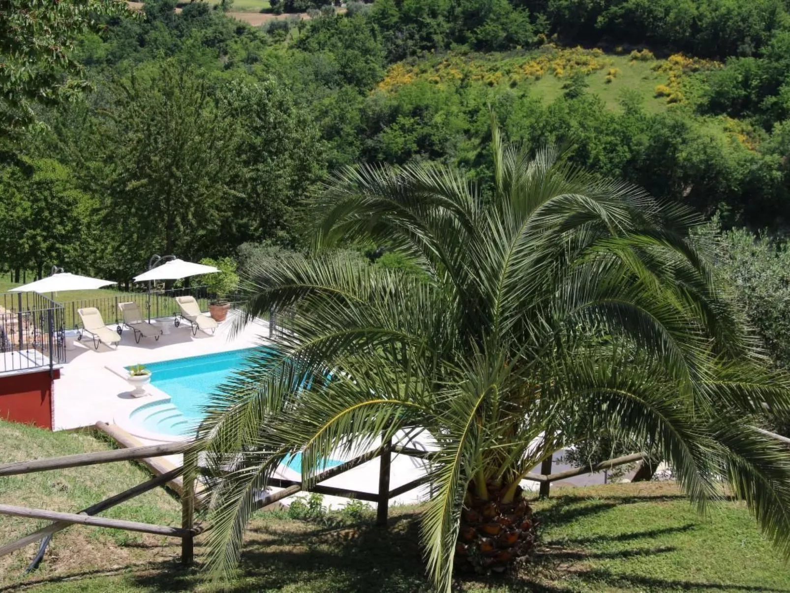 Casa Sacciofa in Monte Rinaldo - Image-tags.info