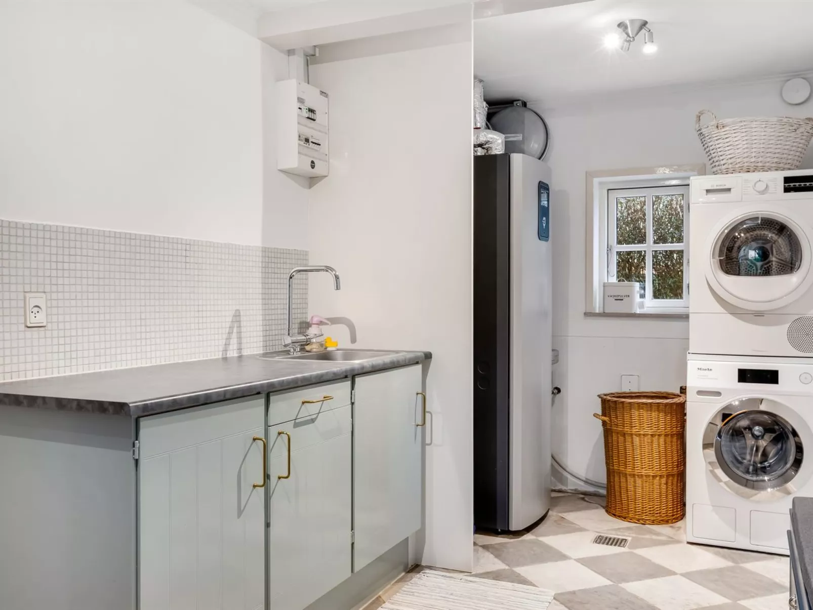 "Edla" - 5km from the sea - Binnen