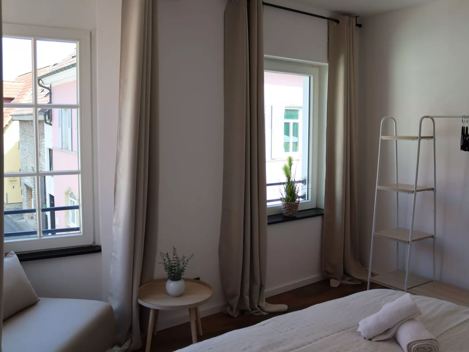 Charmante Fewo mit Dachterrasse, Wintergarten top - Image-tags.info