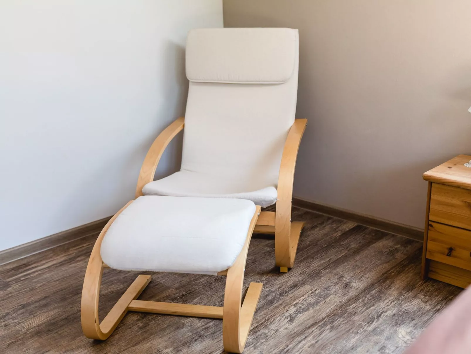 Mit Parkplatz und Fahrradunterstellmöglichkeit mit Balkon nah am Wald - Image-tags.info