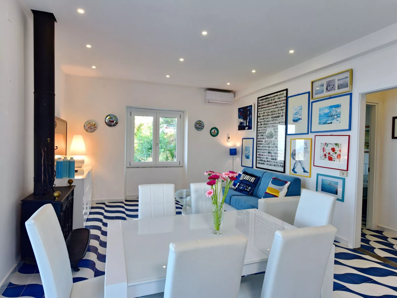 Mit Meerblick und großer Terrasse - Image-tags.info