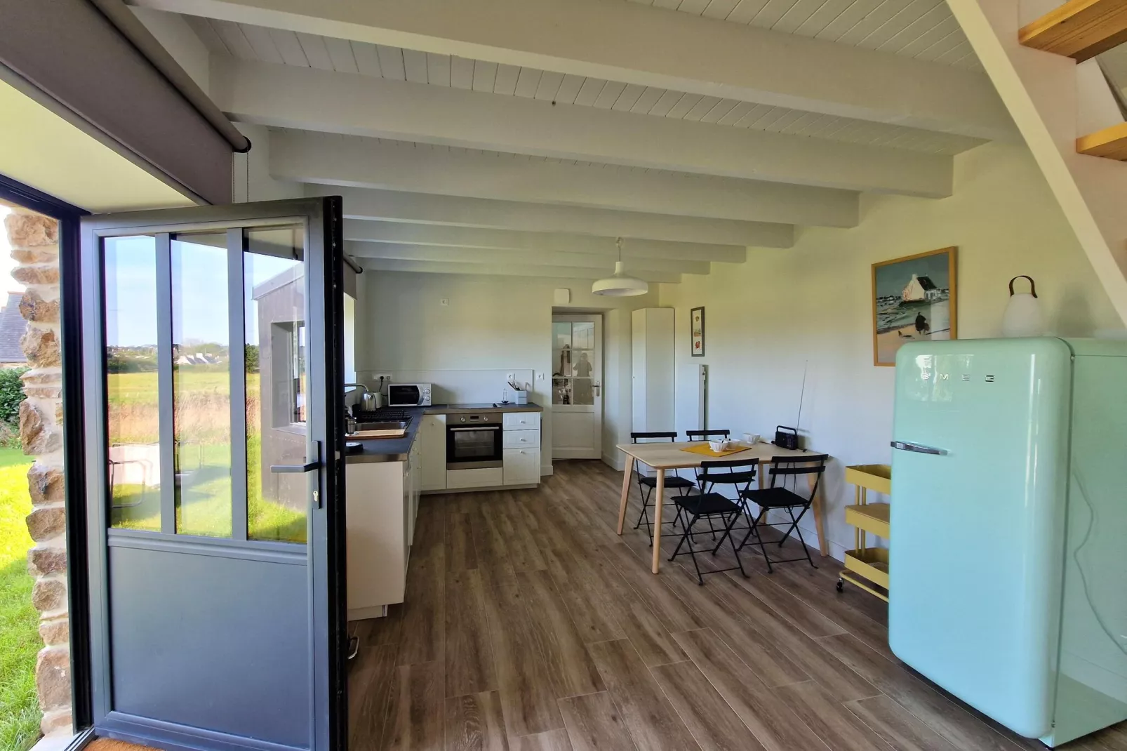 Holiday home in Plougasnou Baie de Morlaix-Eetkamer