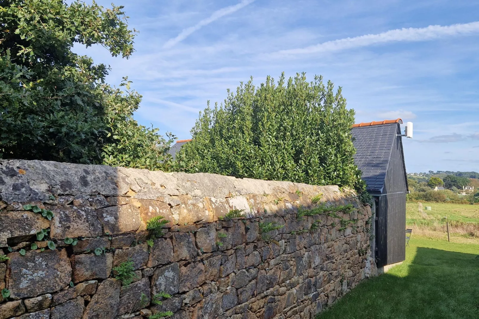 Holiday home in Plougasnou Baie de Morlaix-Buitenlucht