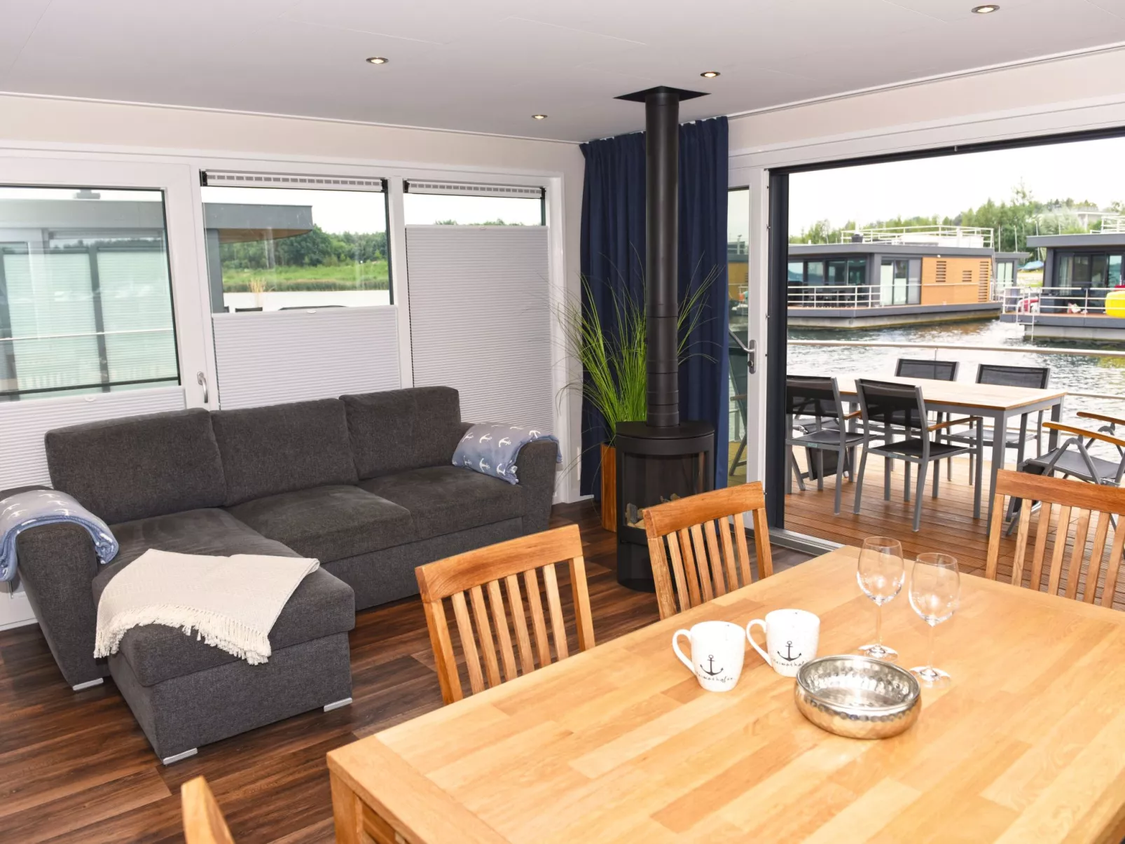 Hausboot Dolce Vita am Bärwaldersee - Image-tags.info