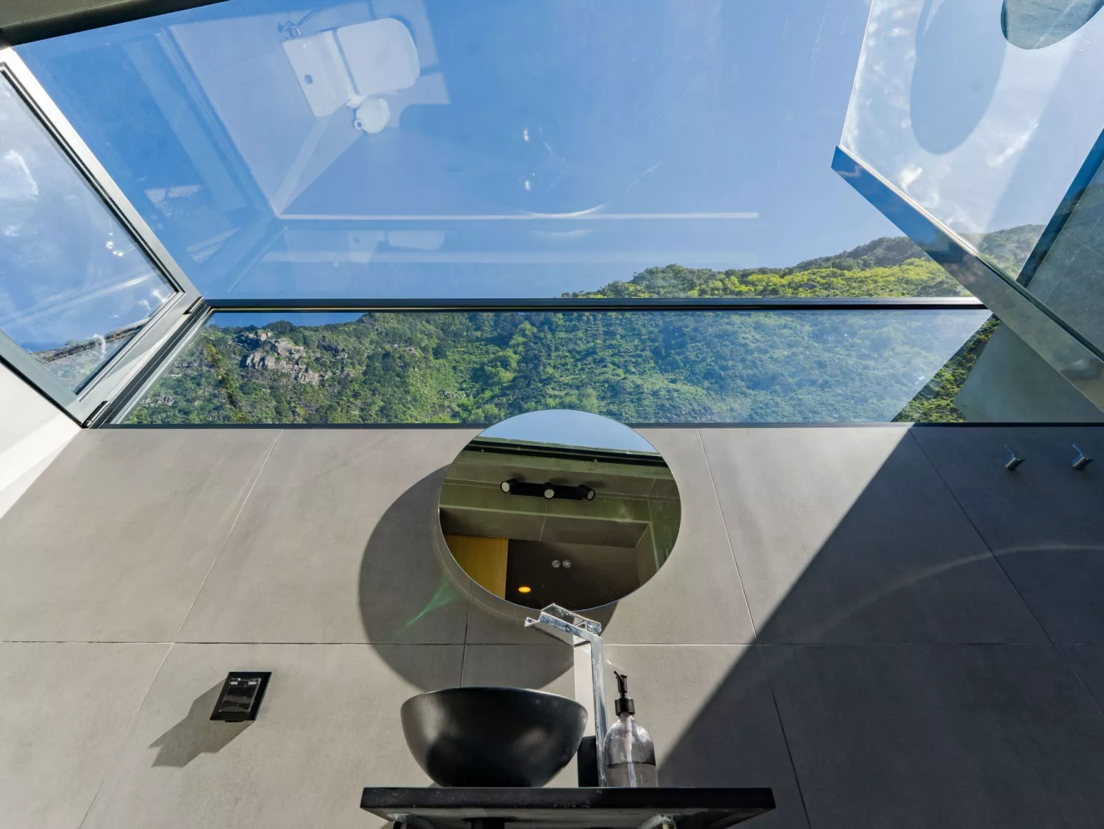 Modernes Studio, Terrasse mit Meerblick und Zugang zur Brandung-Image-tags.info