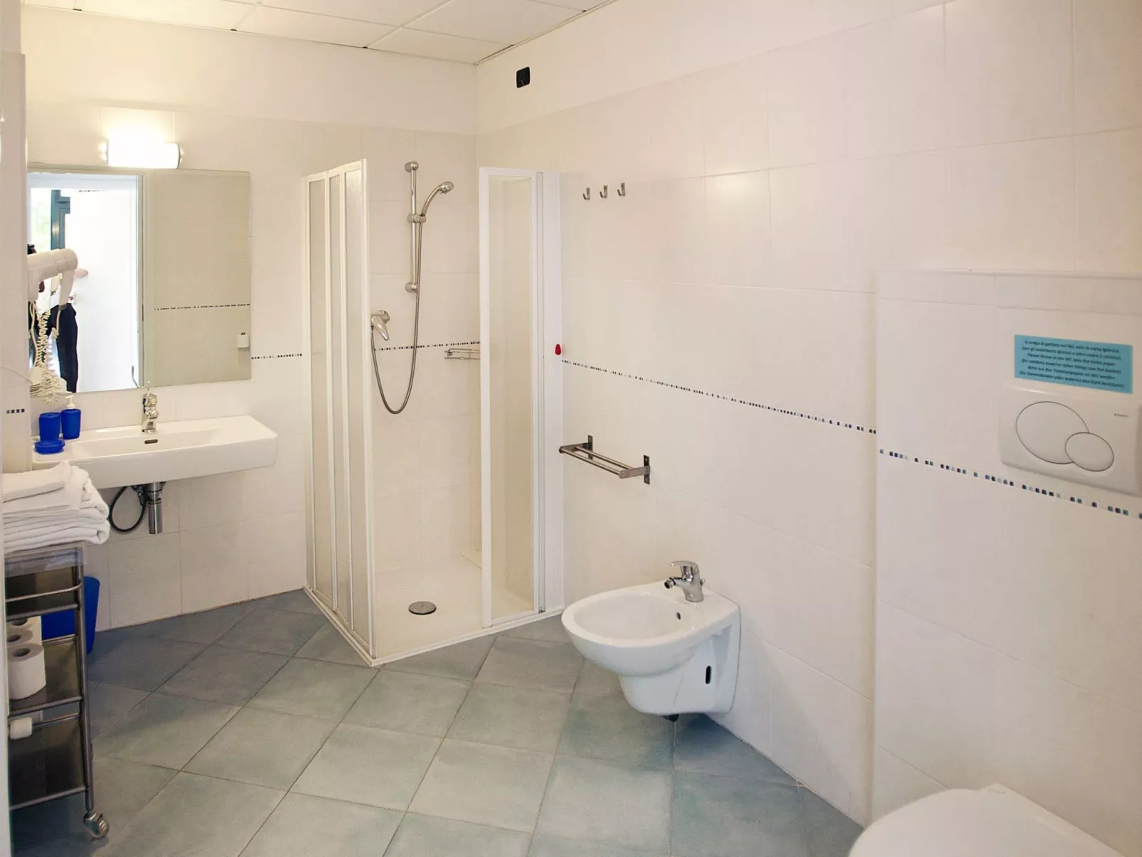 Zwei-Zimmer-Wohnung mit teilweisem Seeblick - Image-tags.info