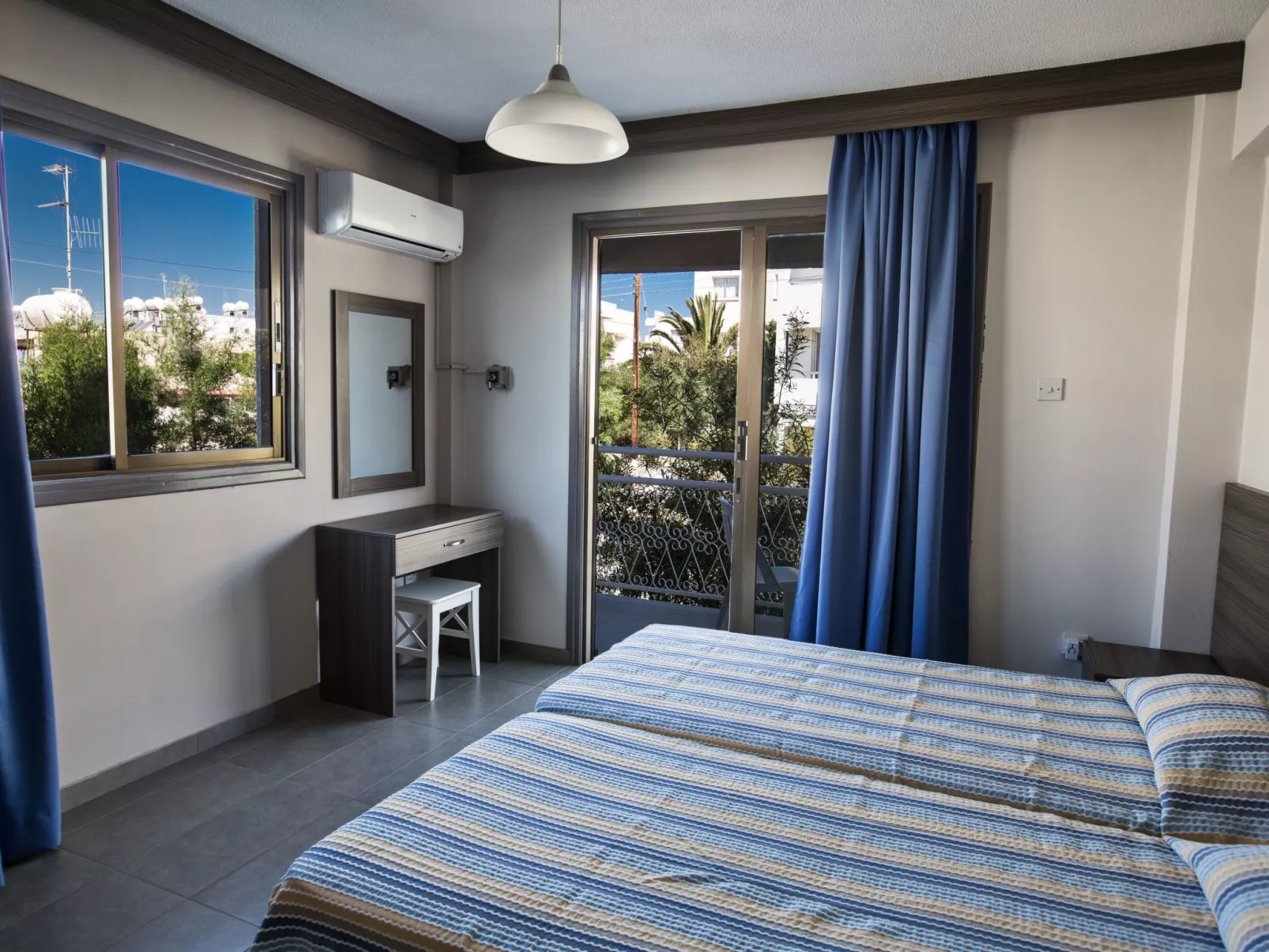 Mit Balkon für 2 Personen - Image-tags.info