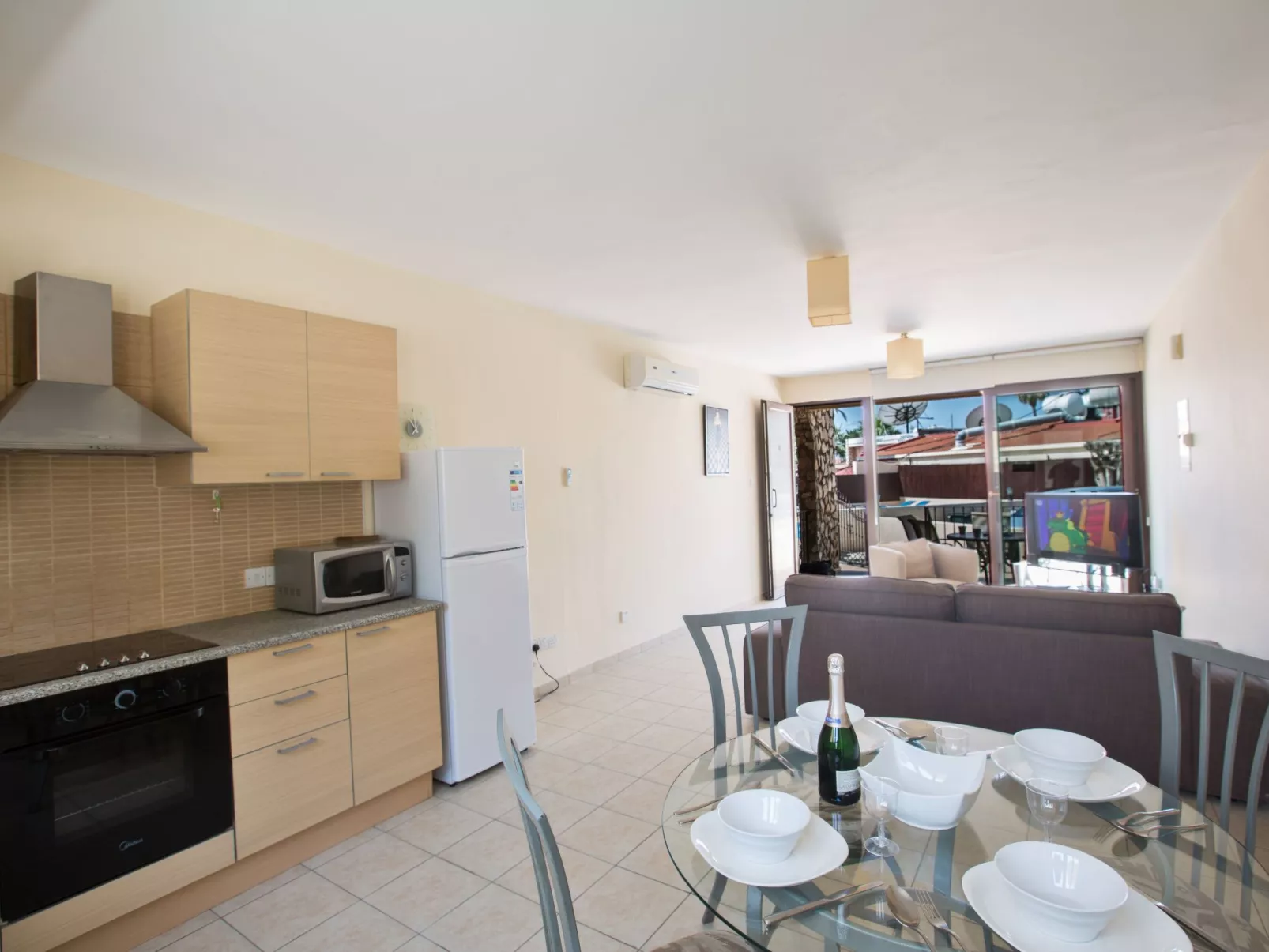 Gemütliche Wohnung in der Nähe des Nissi Beach - Image-tags.info