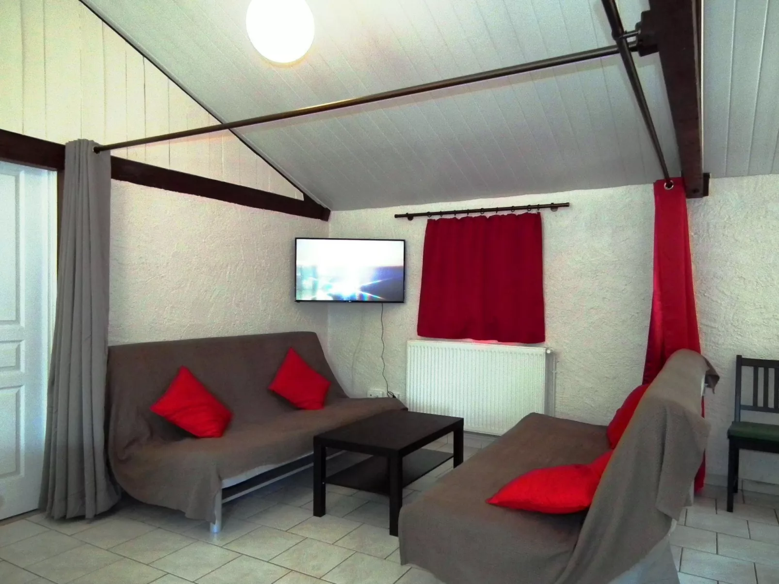 Feriendorf im Périgord Großes Ferienhaus für 18 oder 20 Personen. - Image-tags.info