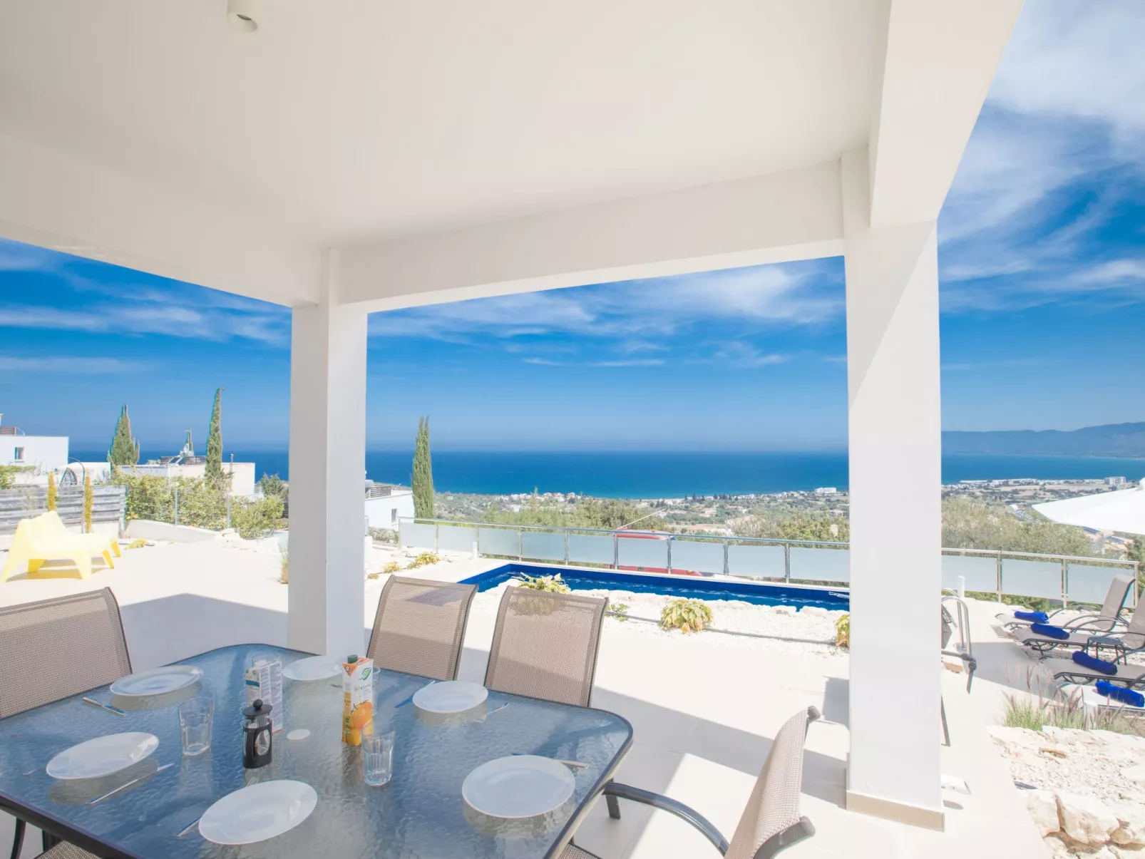 Villa mit Panoramablick auf das Meer von Latchi - Image-tags.info