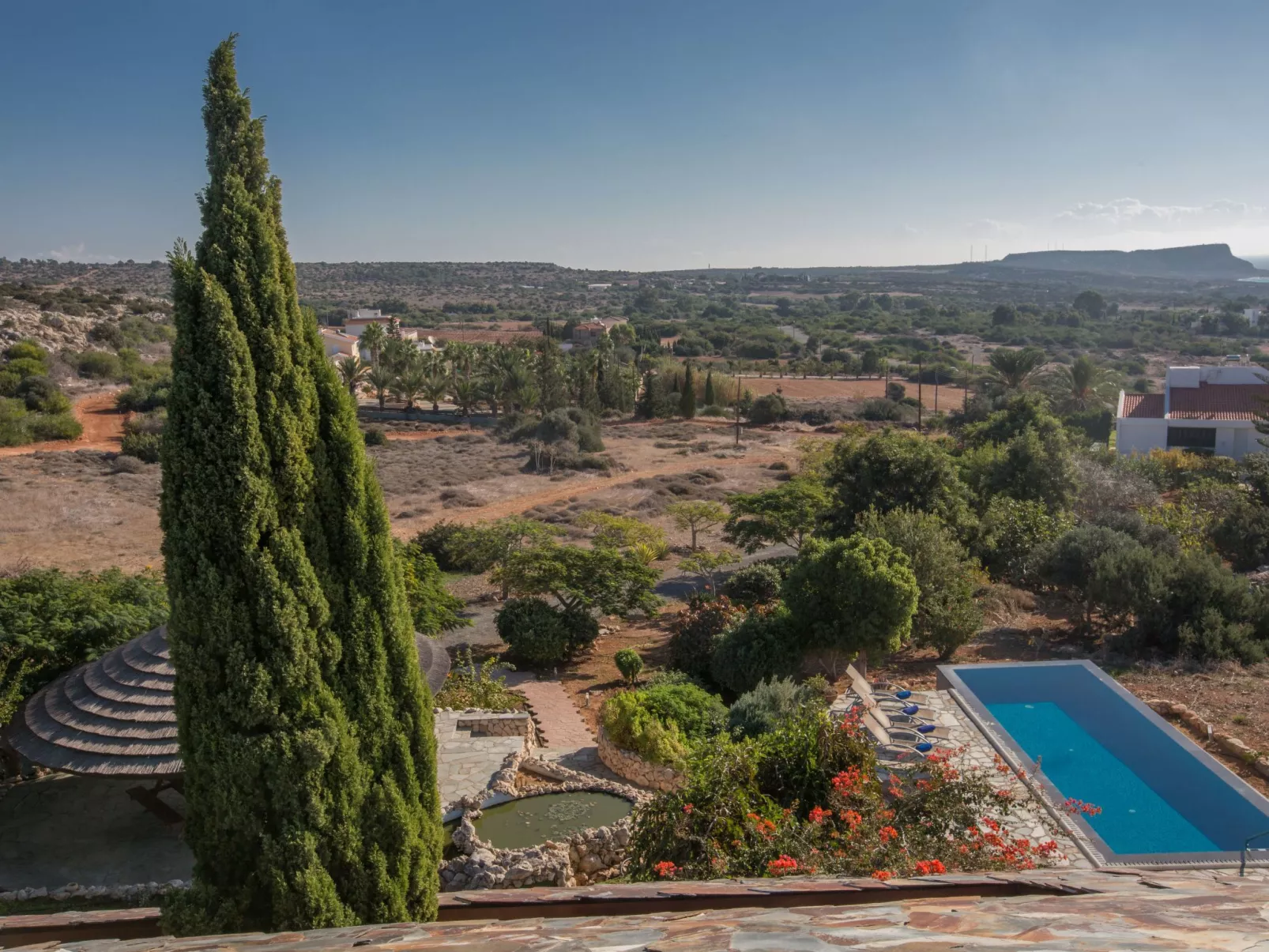 Private Villa mit Panoramablick auf das Meer - Image-tags.info