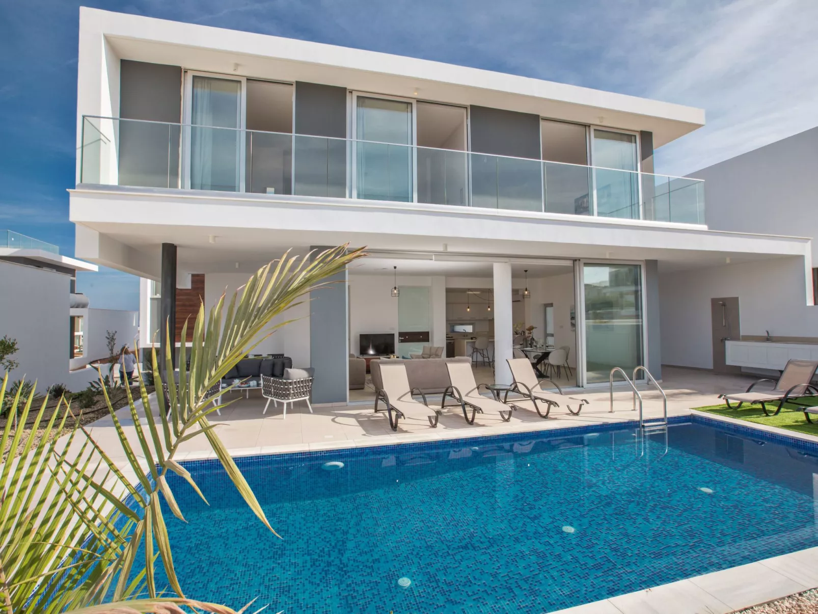 3-Schlafzimmer-Villa mit privatem Pool im Zentrum - Image-tags.info