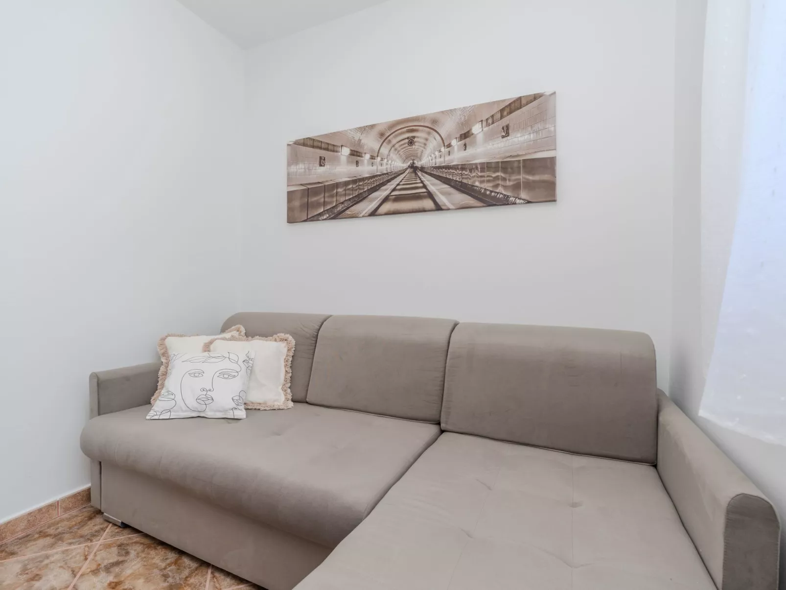 Apartment Plantosar - Image-tags.info