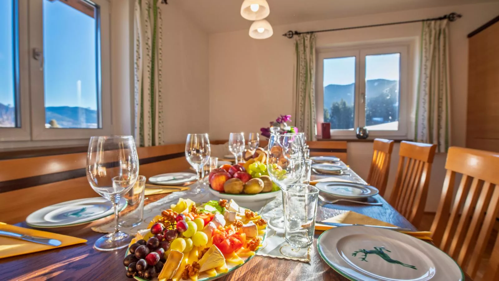 Pehambauer S - Eetkamer