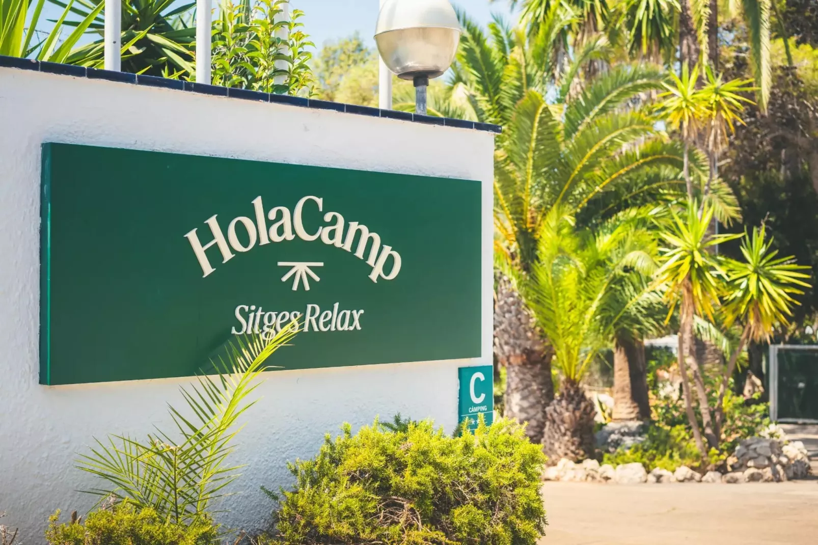 HOLA CAMP SITGES RELAX-Bungalow Superior 4-Hal-ontvangst