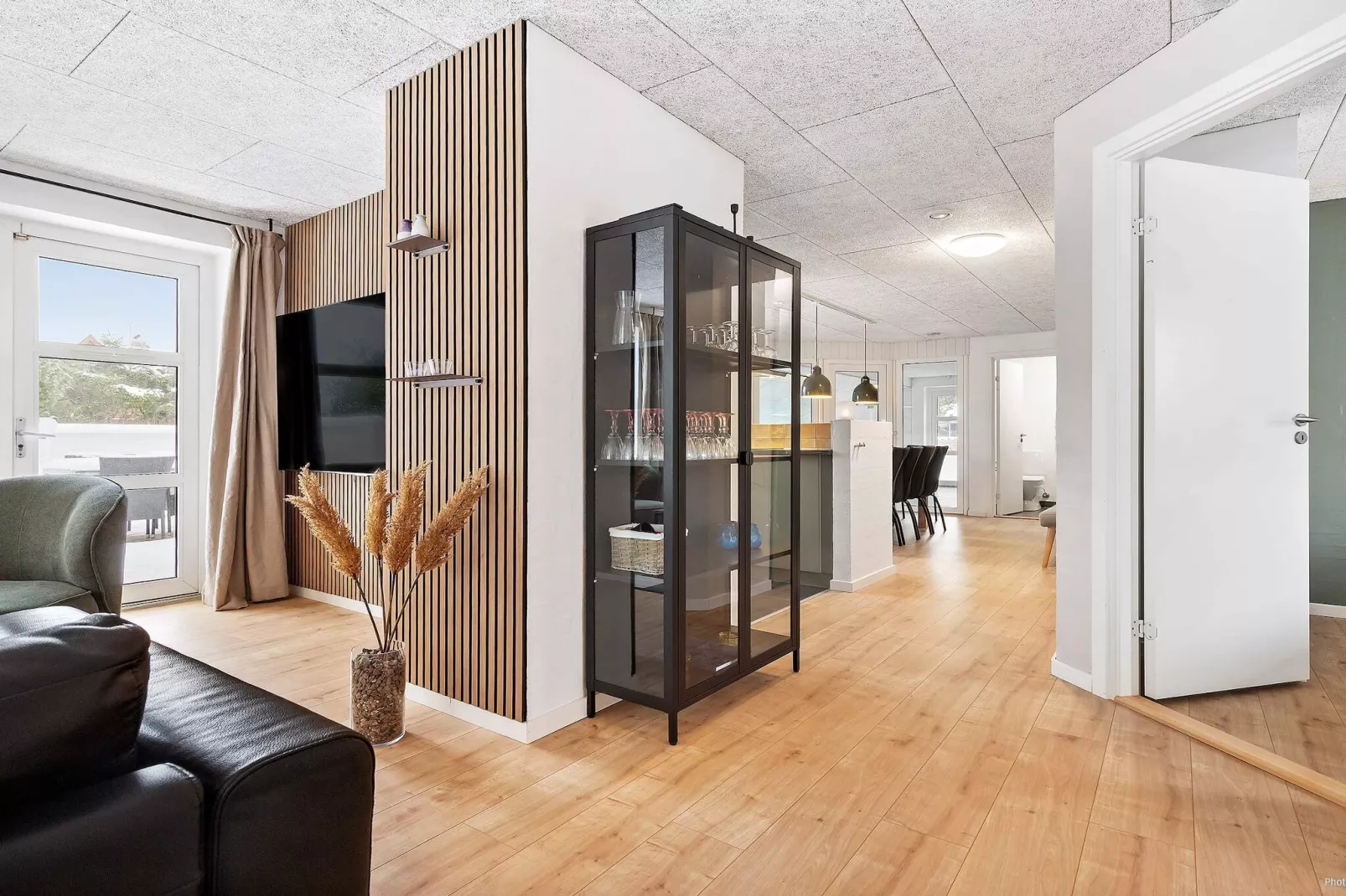 Zeezijde retraite met zwembad -- By Traum Ferienwohnungen-Binnen