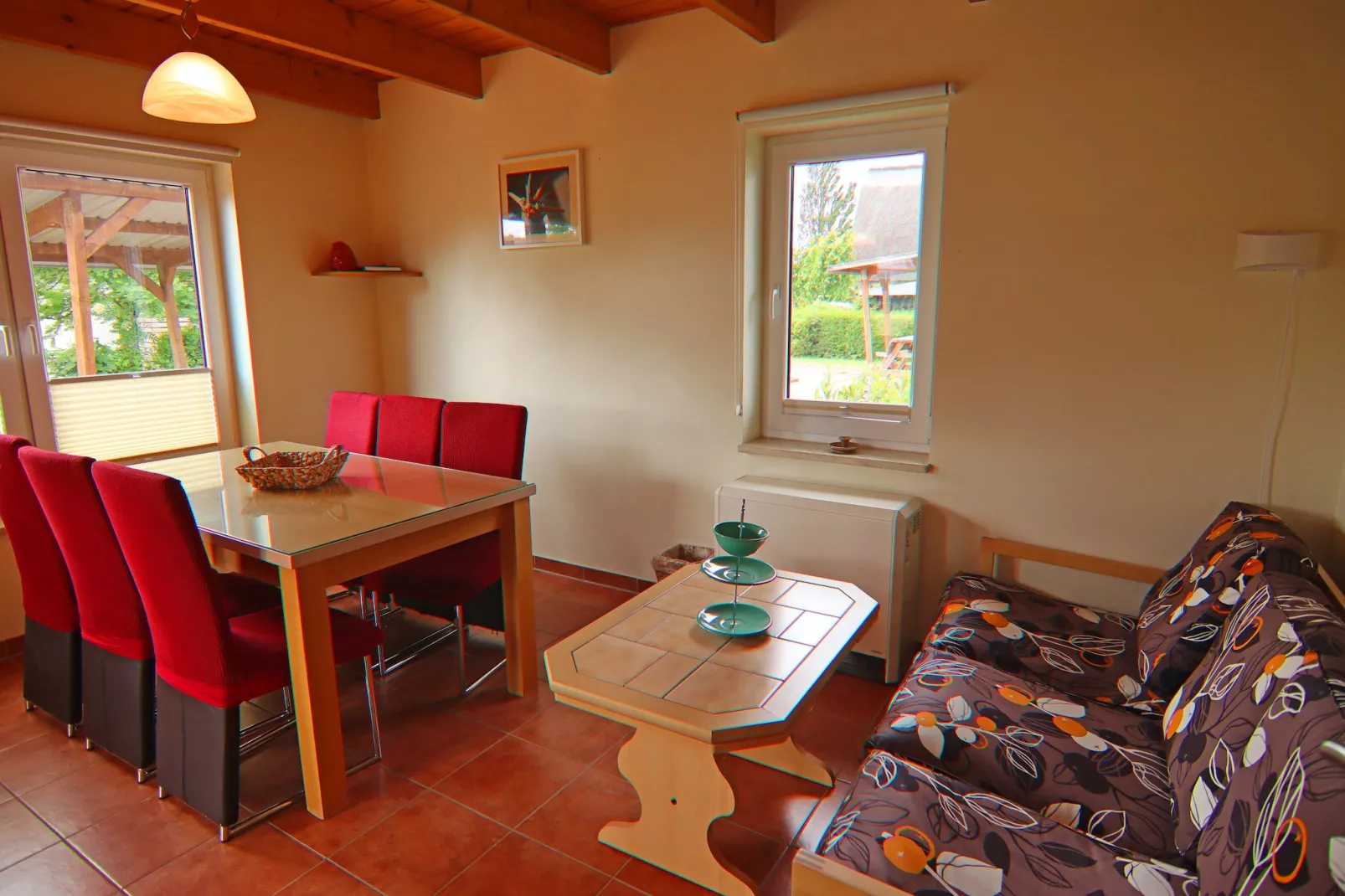 Strandnahes Ferienhaus Walter mit Meerblick - Woonkamer