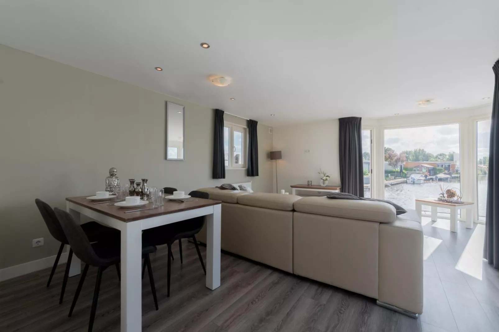 De Edammer  4 personen - Eetkamer