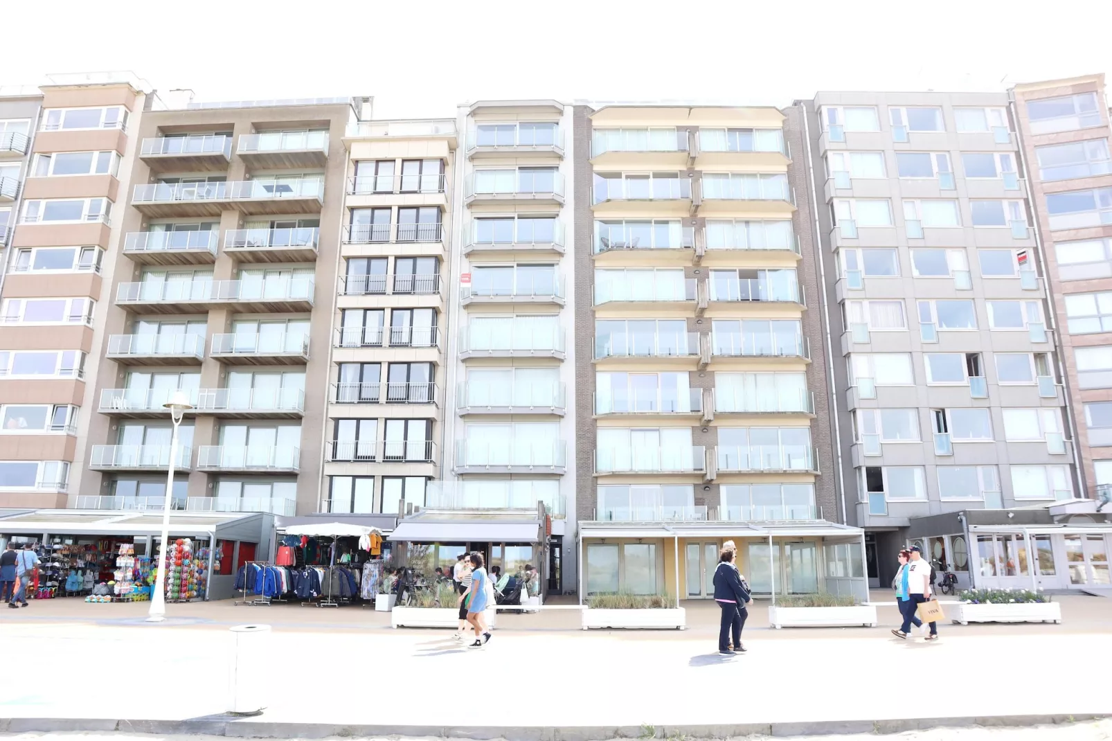 DE BRANDING 601-Buitenkant zomer