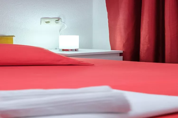 Apartments Hope (Dugi Rat) - Comfort OneBedroom Apartment with Terrace and Sea View (A1)