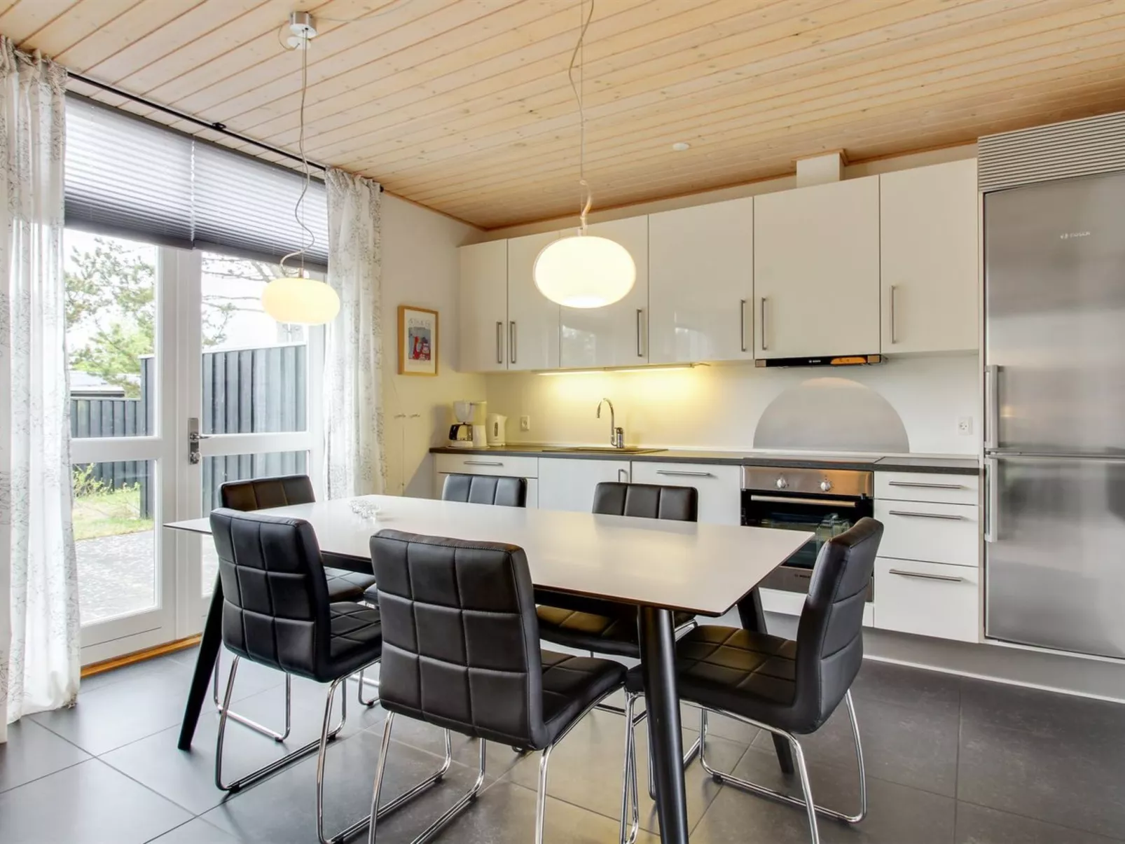 "Lucjan" - 800m from the sea - Binnen