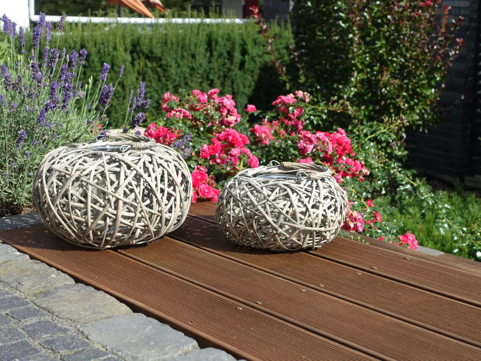 EifeLeben mit wunderschönem Garten-Buiten