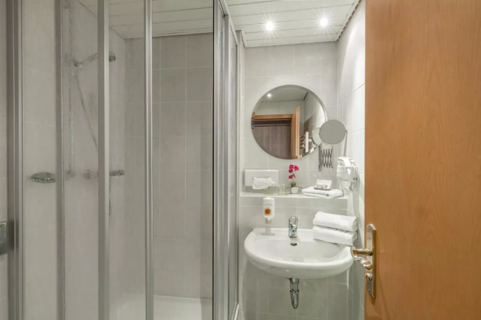 Standard Suite Room-Badkamer