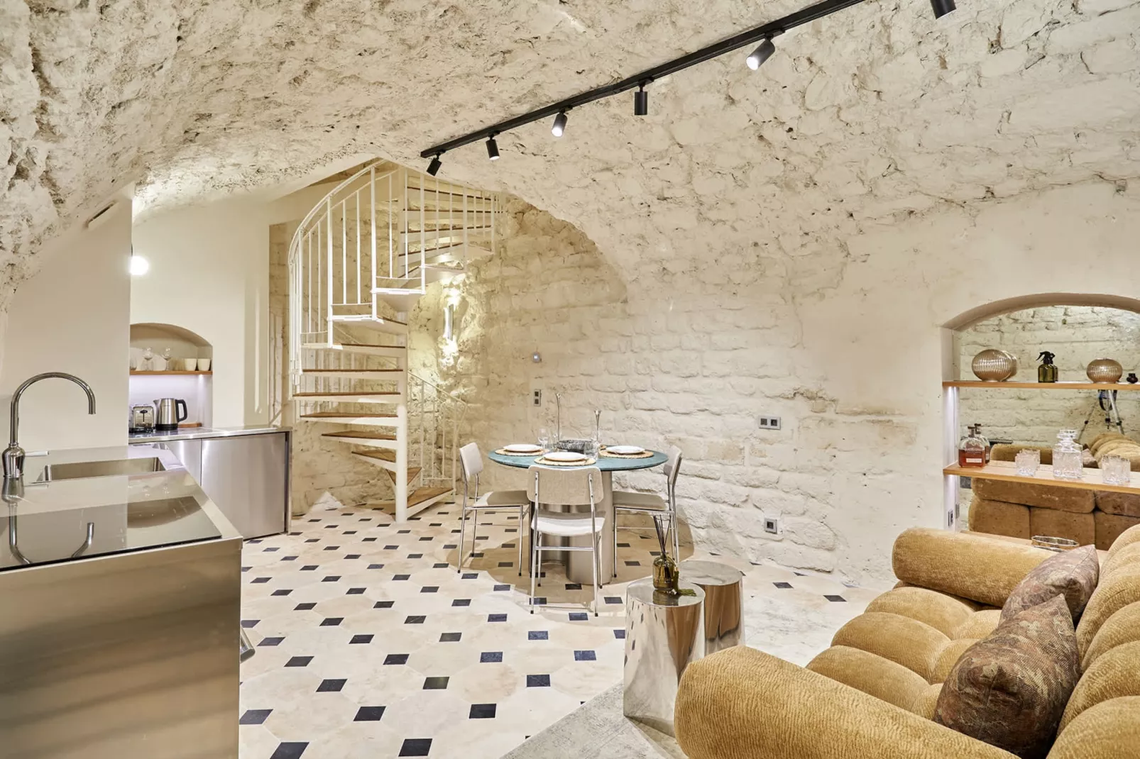 TURENNE 85 - Niet-getagd