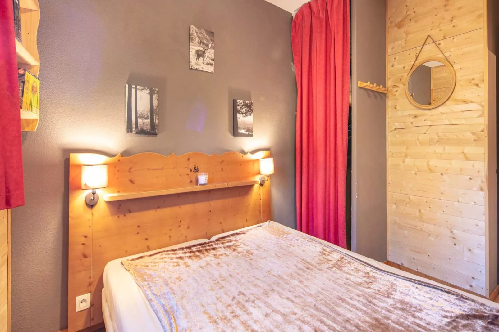 V. DU BACHAT - JOUBARBES N°03 - 2P4-Slaapkamer