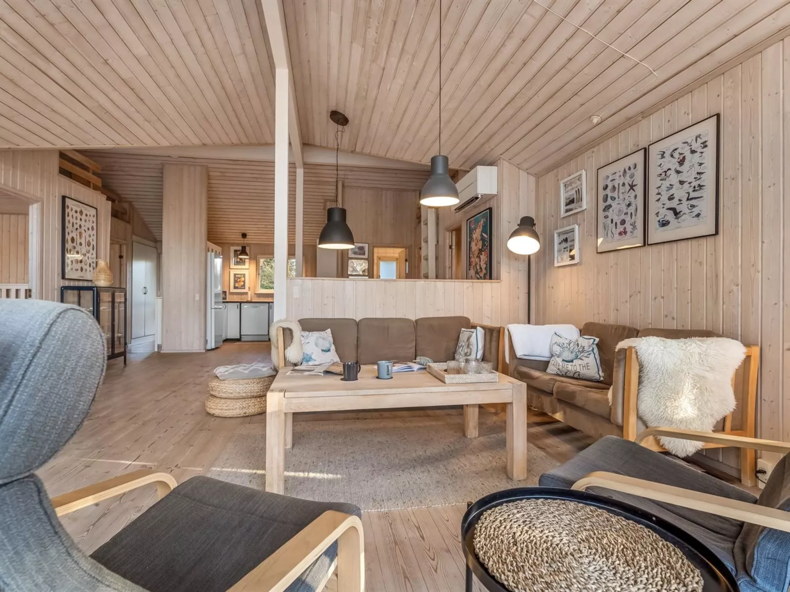 "Åse" - 1.3km from the sea-Binnen