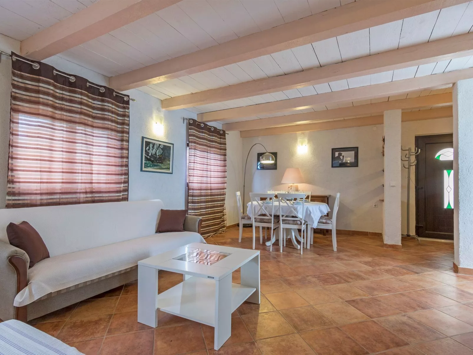 Villa Karina - Image-tags.info