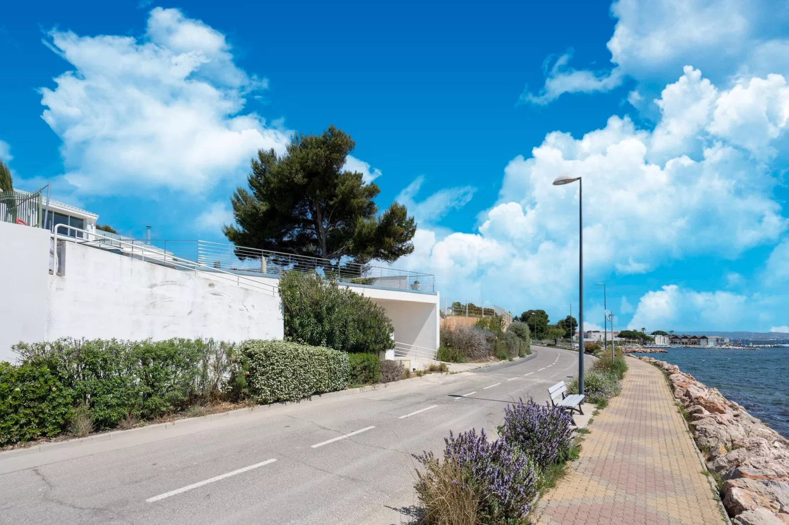 Villa Navarro-Gebieden zomer 1km
