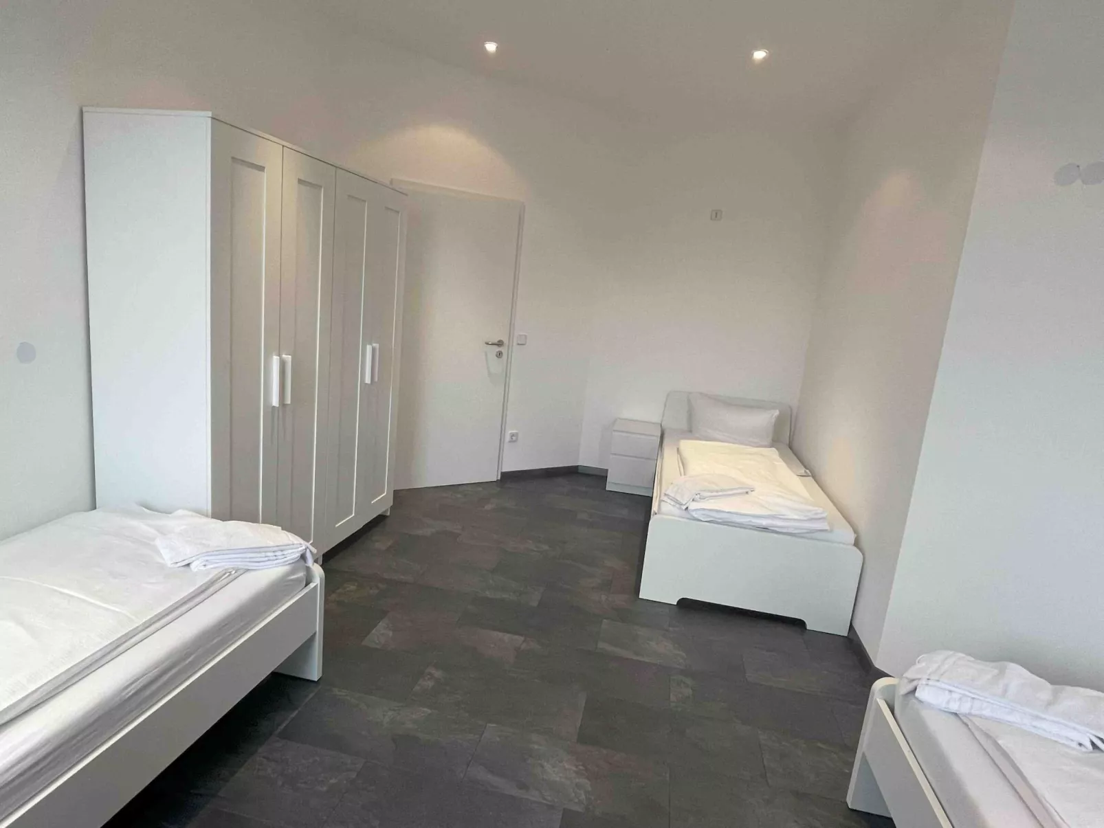 R111 - Image-tags.info