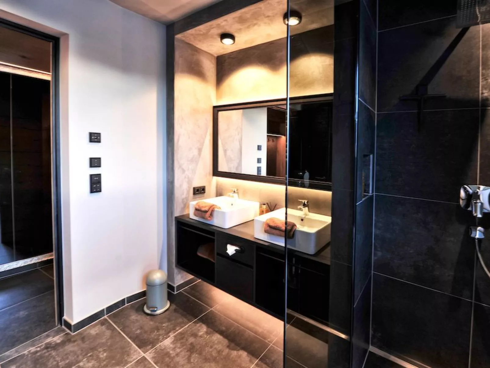 Alpiner Glam Penthouse - Trendy - Cosy - Comfy - Image-tags.info