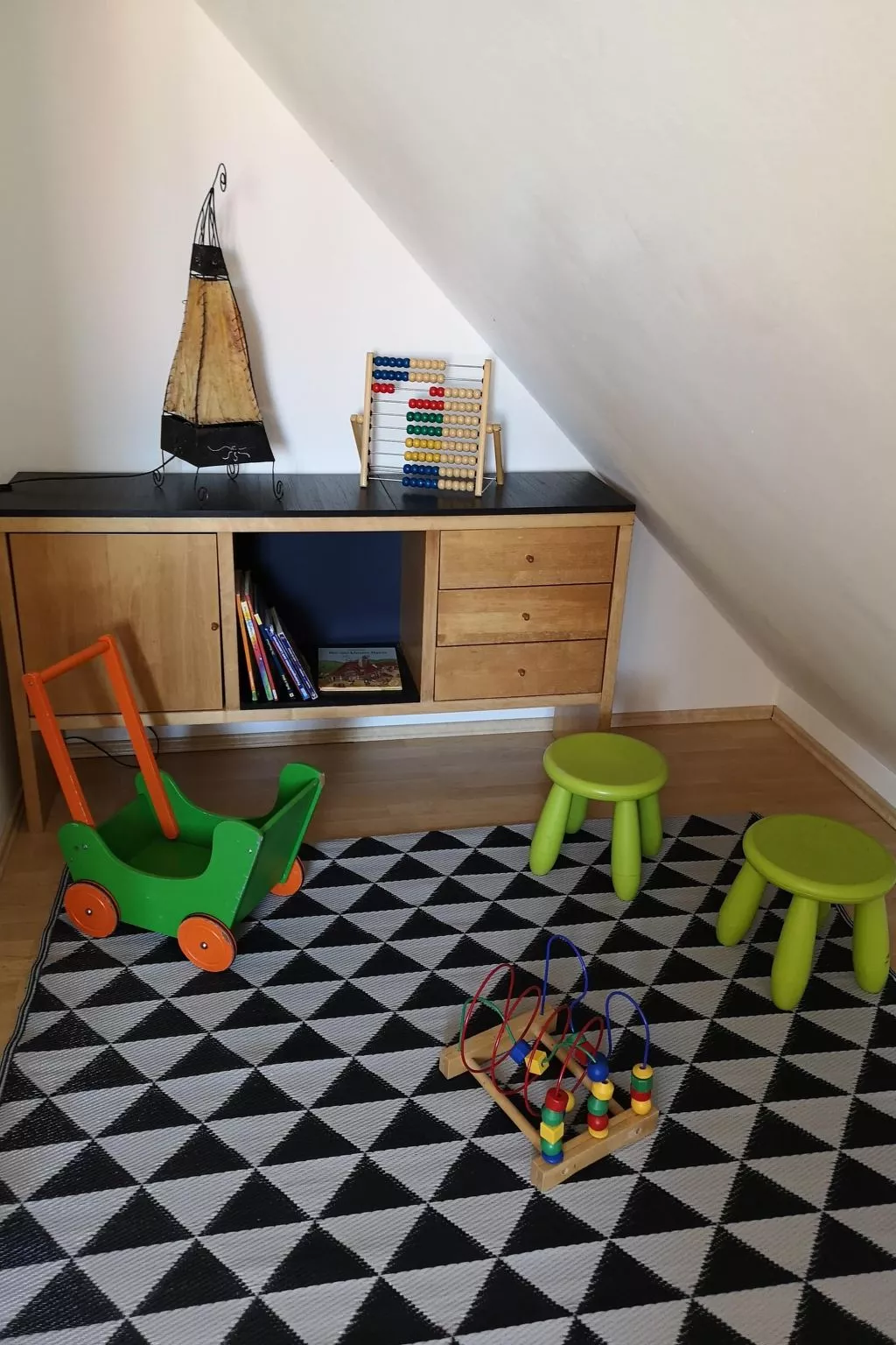 Für 6 Personen ca. 120 m&sup2; in Zepernick, Brandenburg (Berlin und Umgebung)-Image-tags.info