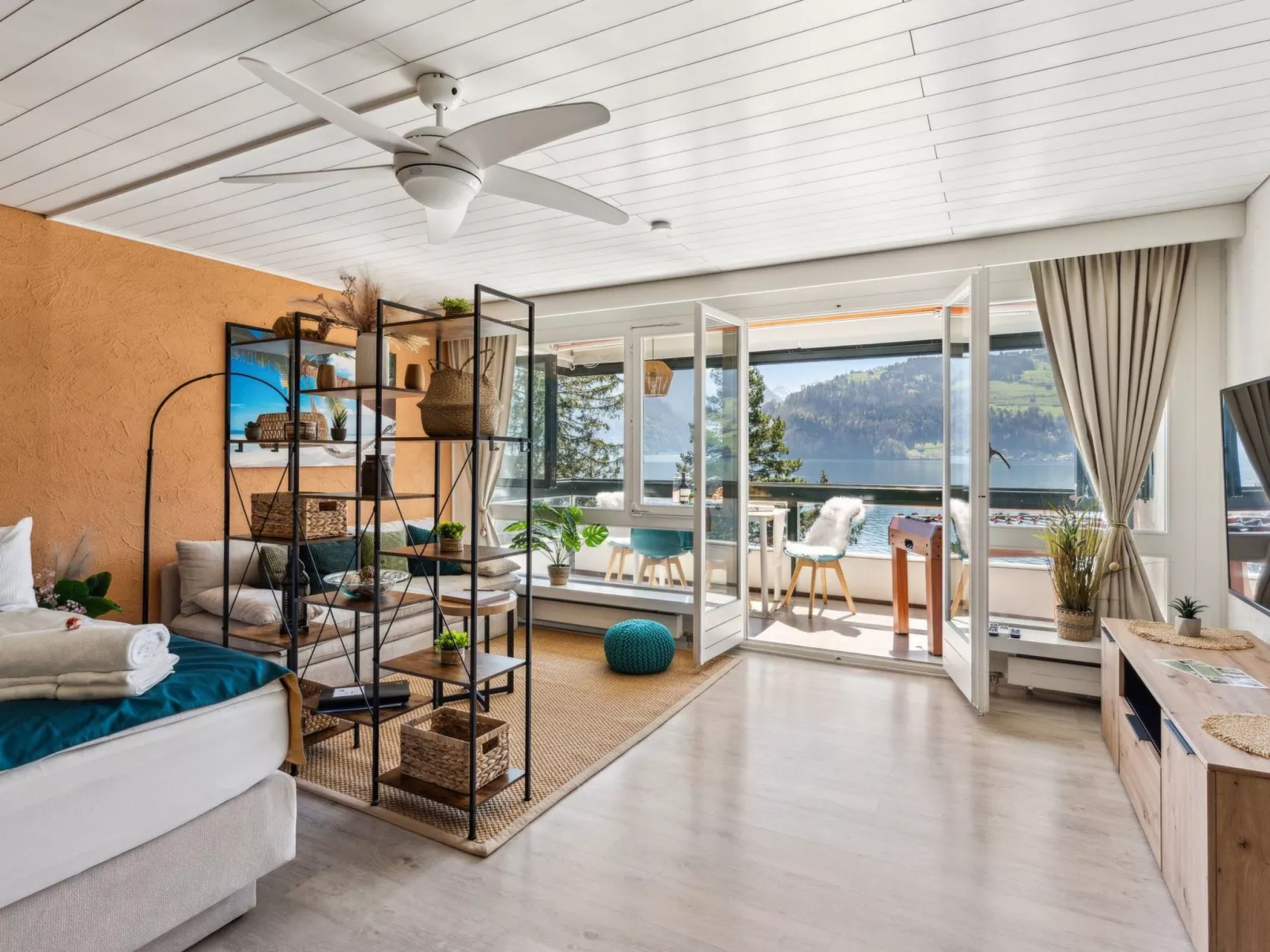 4 Seasons Apartment - Image-tags.info