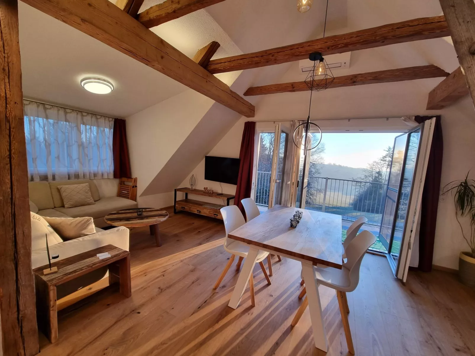 Appartement Apollo in der Wohlfühloase am Trausdorfberg mit Sauna Whirlpoolnutz-Image-tags.info