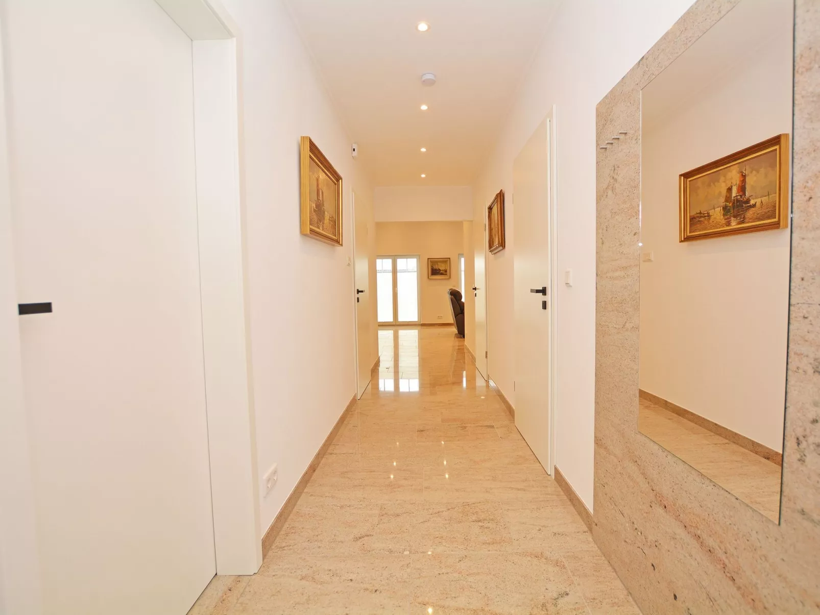 Merzijana Dachgeschoss in Stinteck - Image-tags.info