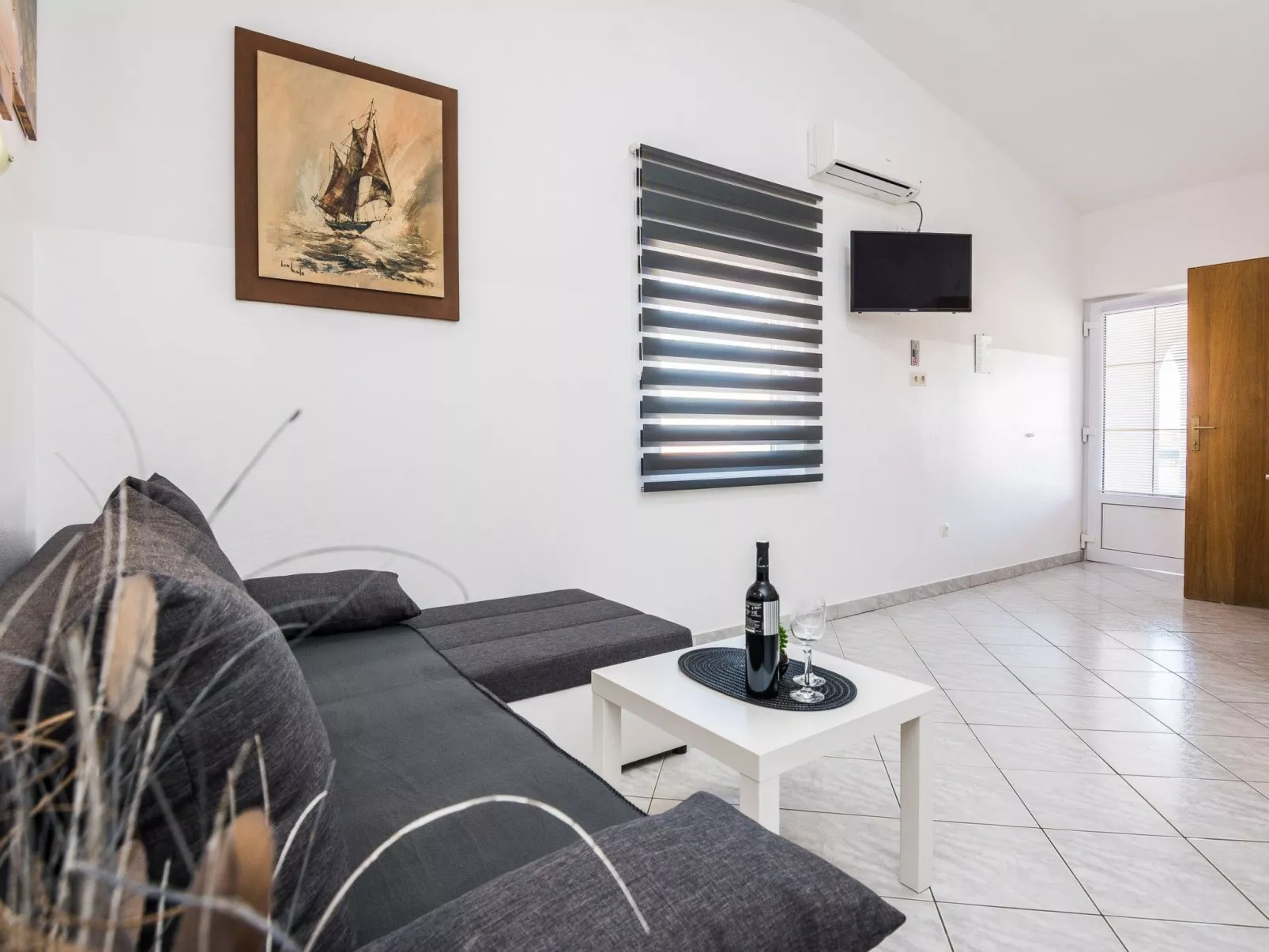 Apartment Skundric 6 - Image-tags.info