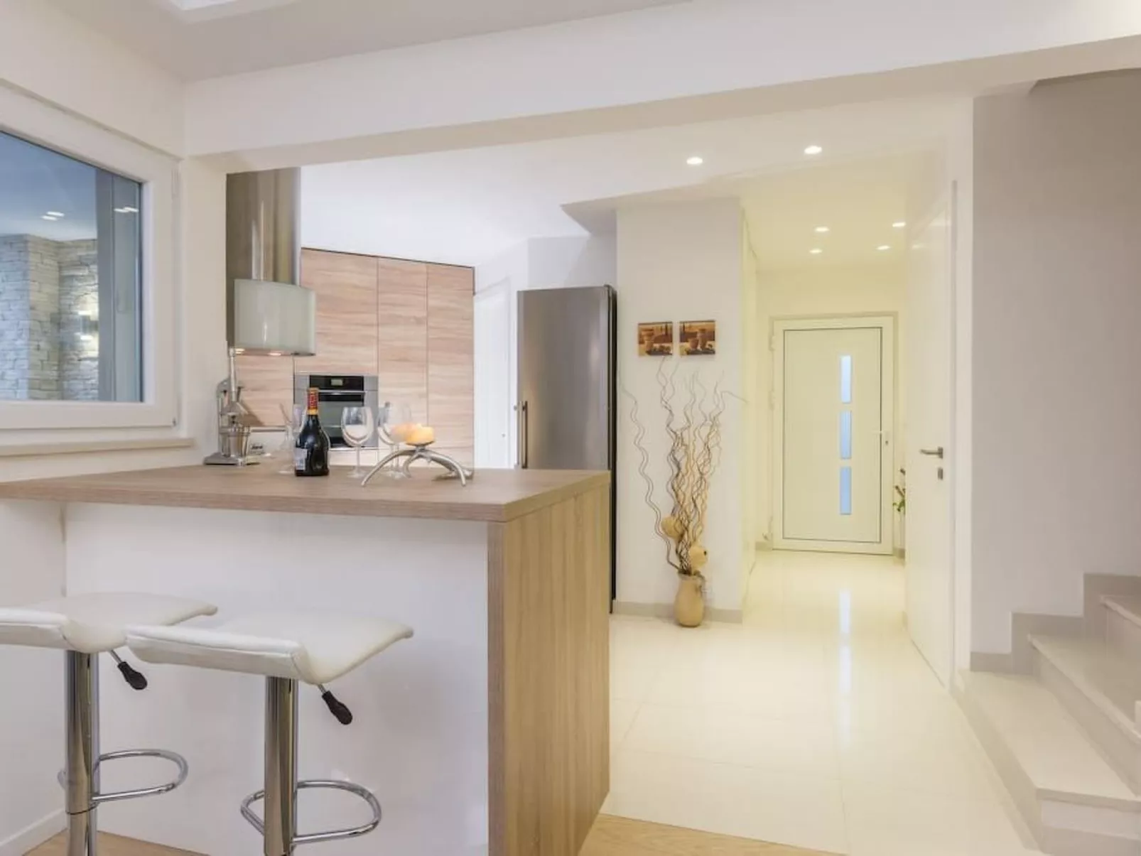 Luxuriöse Villa White Rose mit Pool in der Nähe von Zrče Beach - Image-tags.info