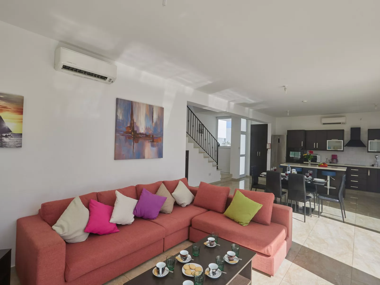 Villa Pearl PE17 in Paralimni mit privatem Parkplatz - Image-tags.info