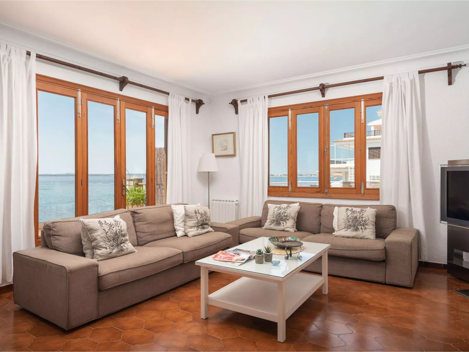 Verträumte Villa mit privatem Pool und Liegewiese - Image-tags.info