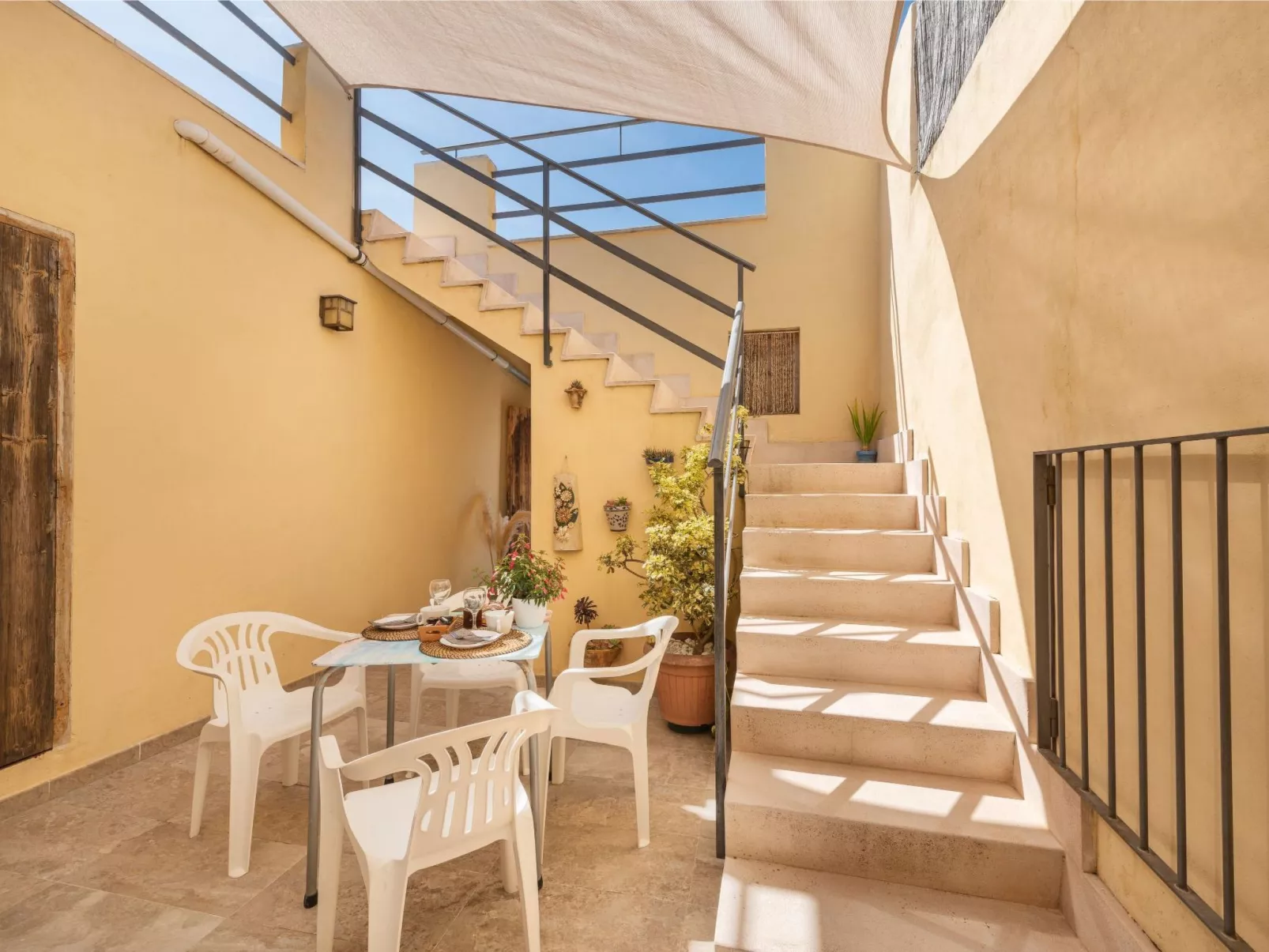 Gemütliches Stadthaus am Strand, 100 m vom Strand von Can Picafort entfernt - Image-tags.info