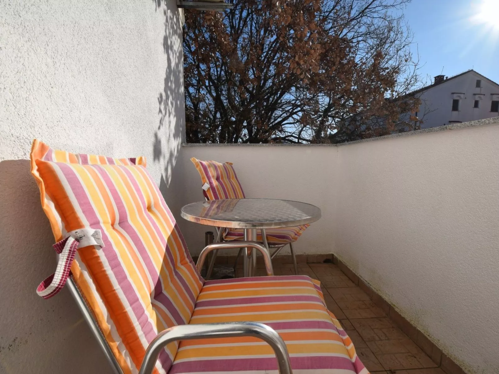 Studio apartment Mikec 1 - Image-tags.info